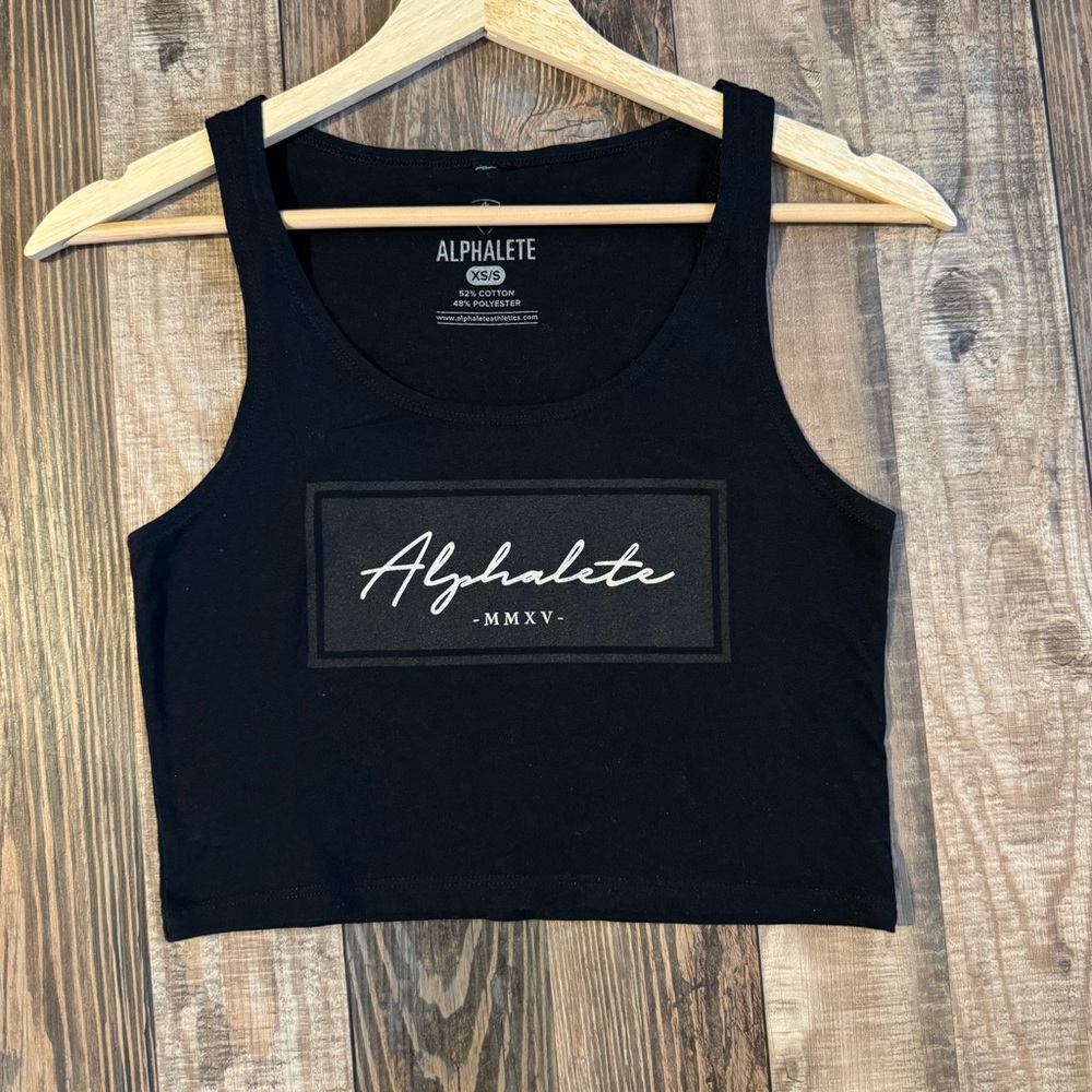 Alphalete Women’s Size XS/S Black Cropped Tank Top